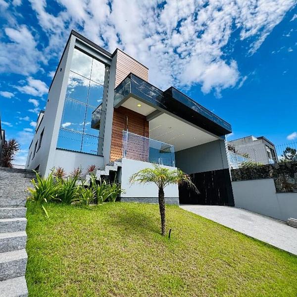 Casa trrea  venda na Pedra Branca, Palhoa, com 3 sutes e espao gourmet